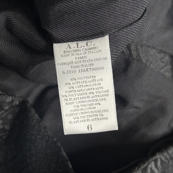 A.L.C. Women's Black Floral Textured Double-Breasted Blazer Suit Jacket | Size 6 - Picture 4 of 5